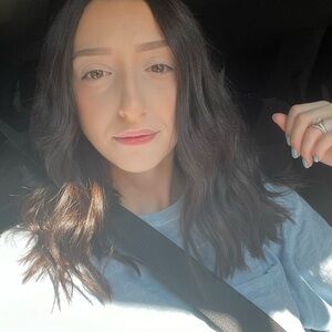 Meet your Posher, Sabrina